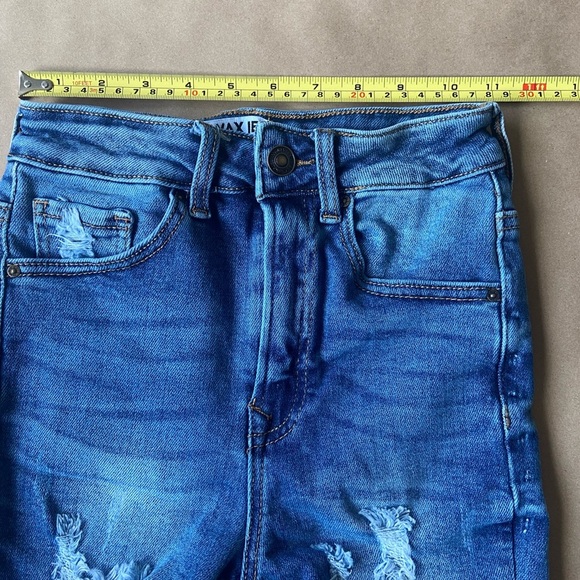 Wax Jean Collection Womens Blue Distressed Denim Frayed Short Size Small - Picture 4 of 7